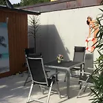 Sprang Apartman *